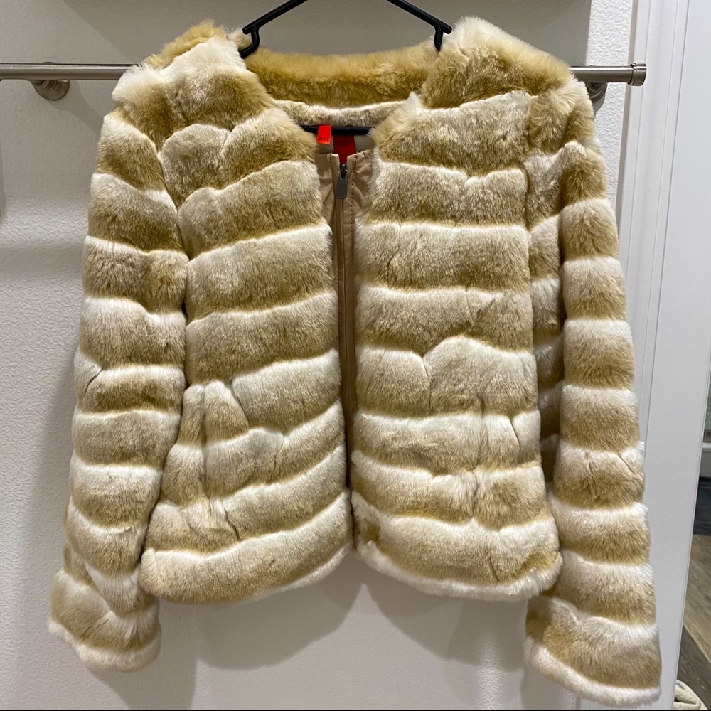 Saks fifth avenue 5/48 brand Faux fur coat New with tags xs